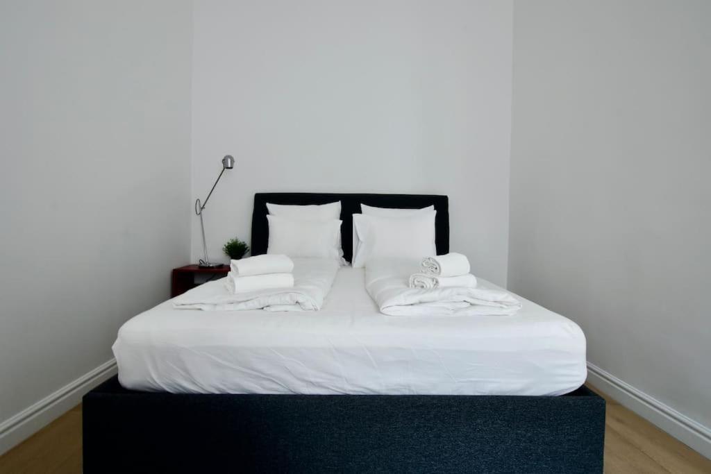 Premium Apartment By Hi5- Anker Apartment Budapest Exterior photo
